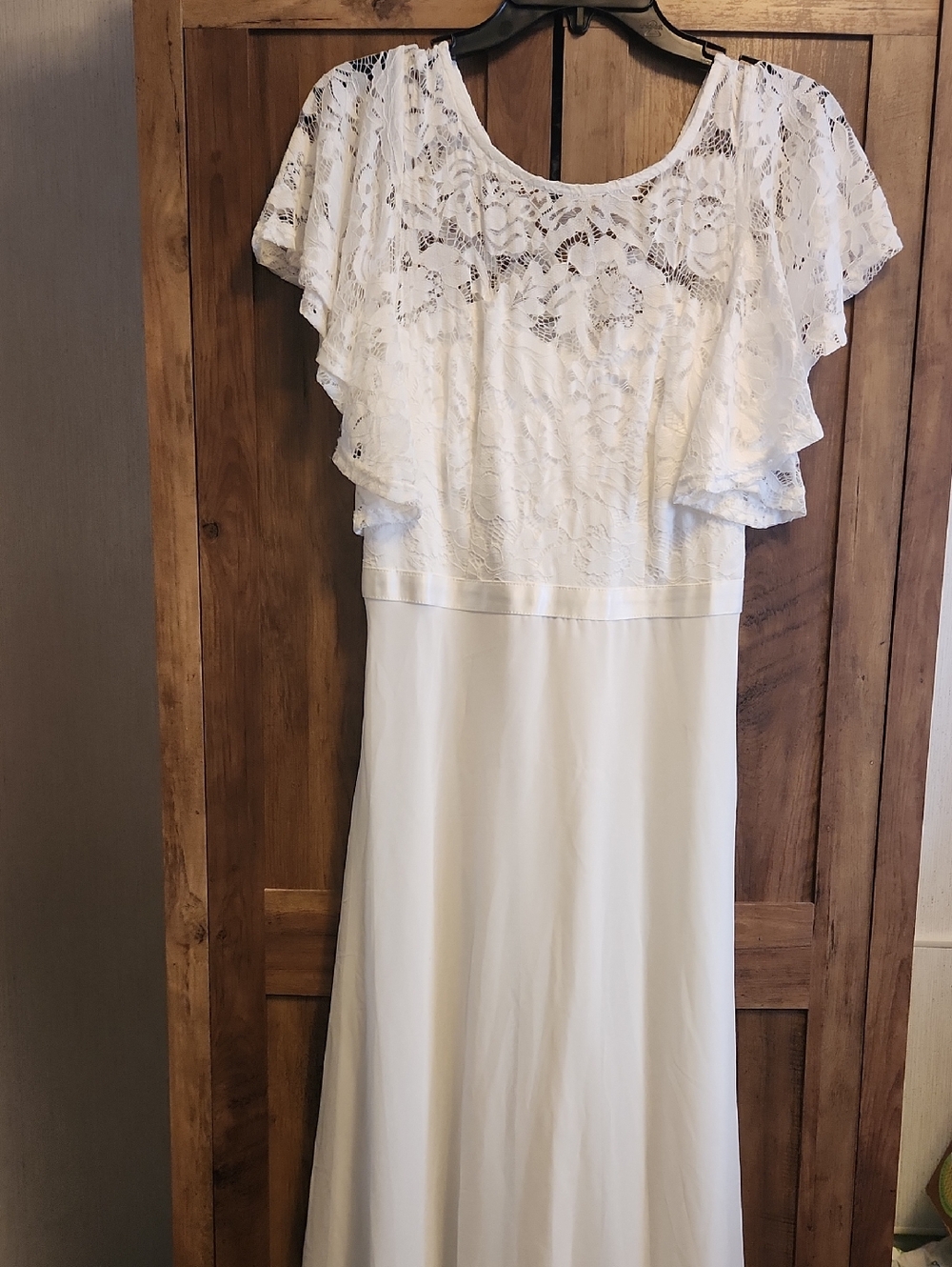 White Lace Flutter Ruffle Sleeve Wedding/Bridal/Maxi Formal Evening Gown